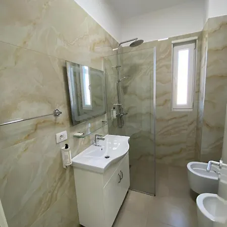 Starmar Durres